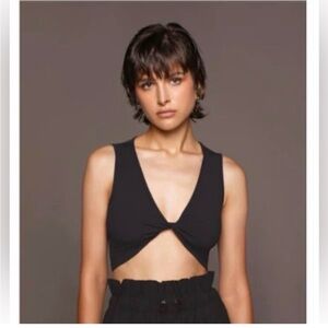 Michi Odyssey Tank Black Rib Knit Top – Size M – Never Worn – $160 CAD Retail